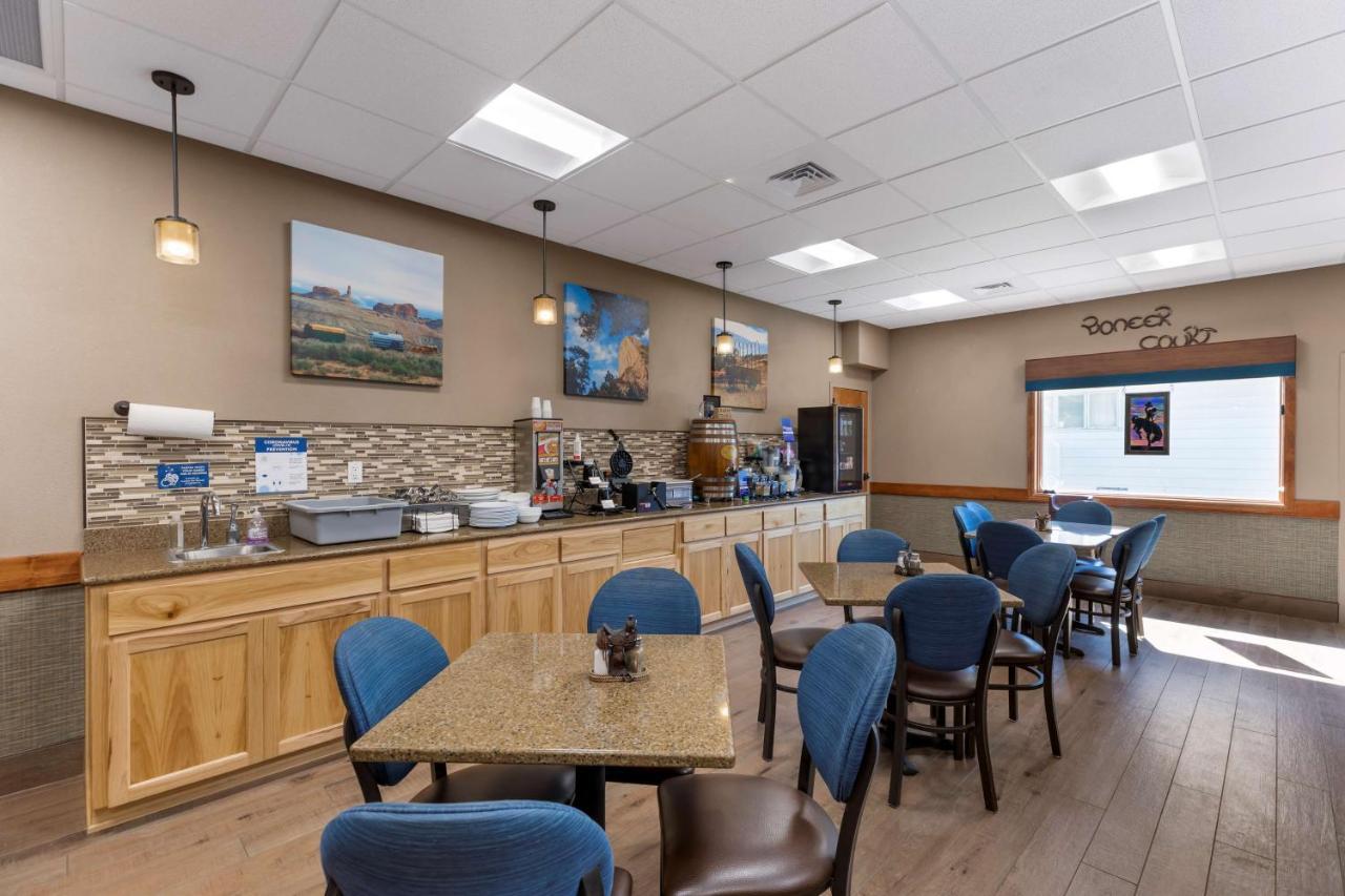 Best Western Pioneer Lusk Bagian luar foto