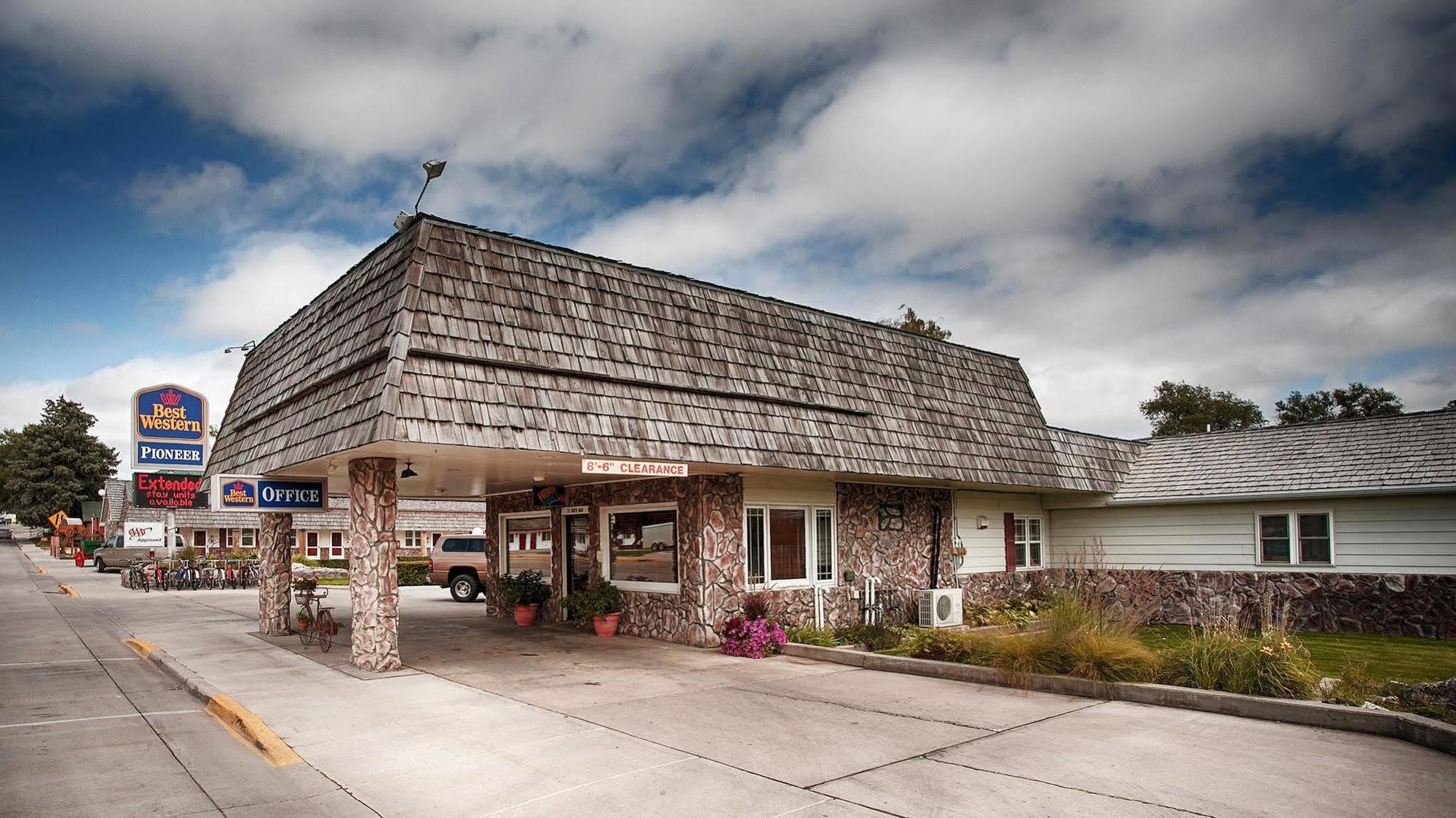 Best Western Pioneer Lusk Bagian luar foto